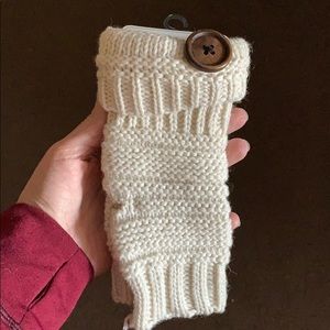 Shiraleah Chicago fingerless gloves